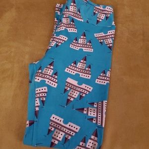 OS Castle Leggings